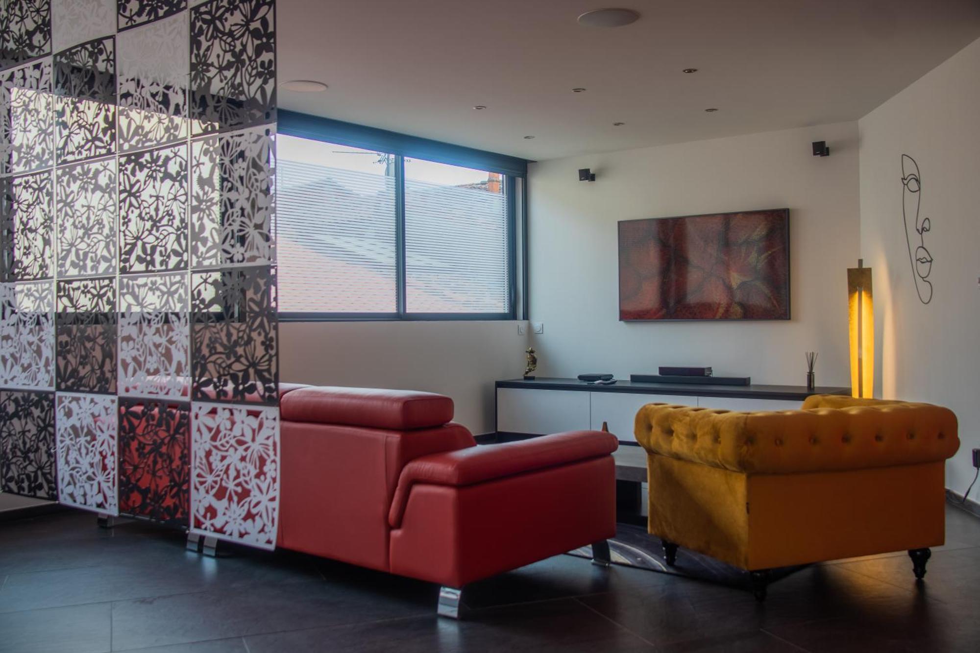 Loft 150 M2 Jacuzzi, Sauna Et Massage Blagnac Exterior photo
